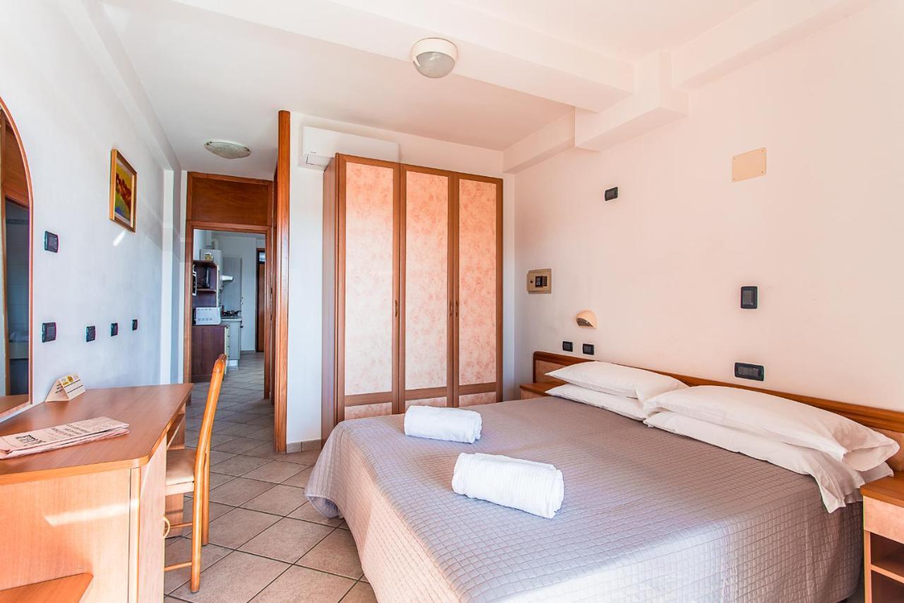 Hotel Residence Jamaica Milano Marittima Exteriér fotografie